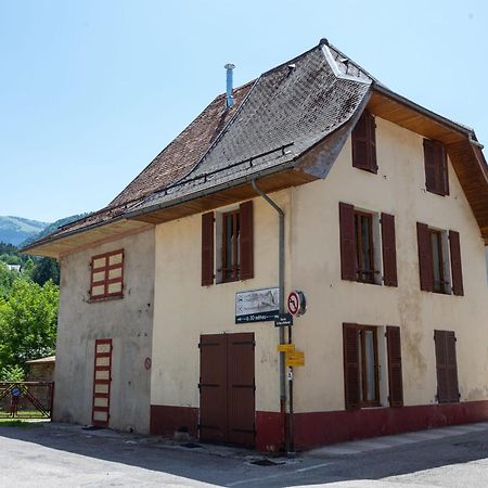Maison de Village à St Pierre d'Entremont Saint-Pierre-dʼEntremont Extérieur photo